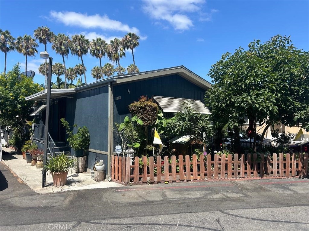 106 Amalfi, Santa Ana, CA 92703 — photo 1