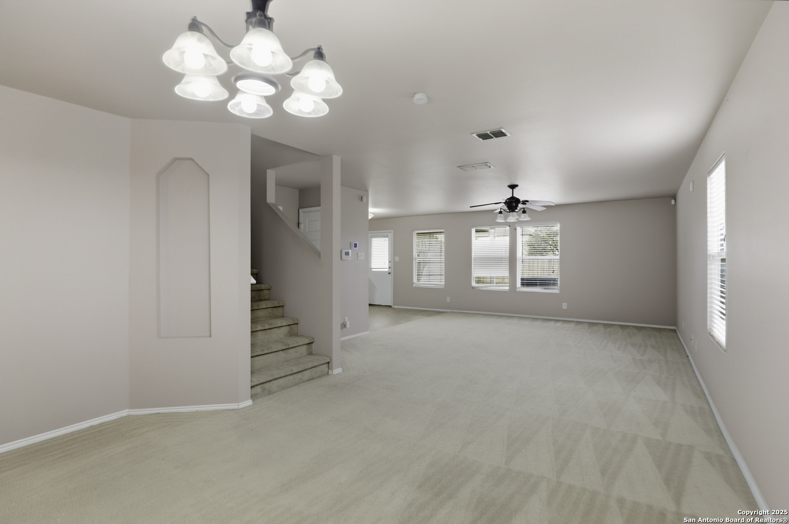 115 Venezia, ,  78253 — photo 1