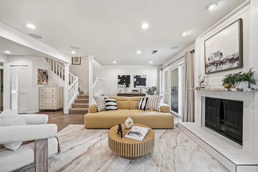 19124 Vineyard Lane, Saratoga, CA 95070 — photo 1