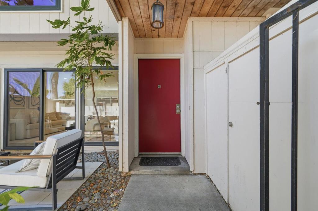 715 Quetta Avenue E, Sunnyvale, CA 94087 — photo 1