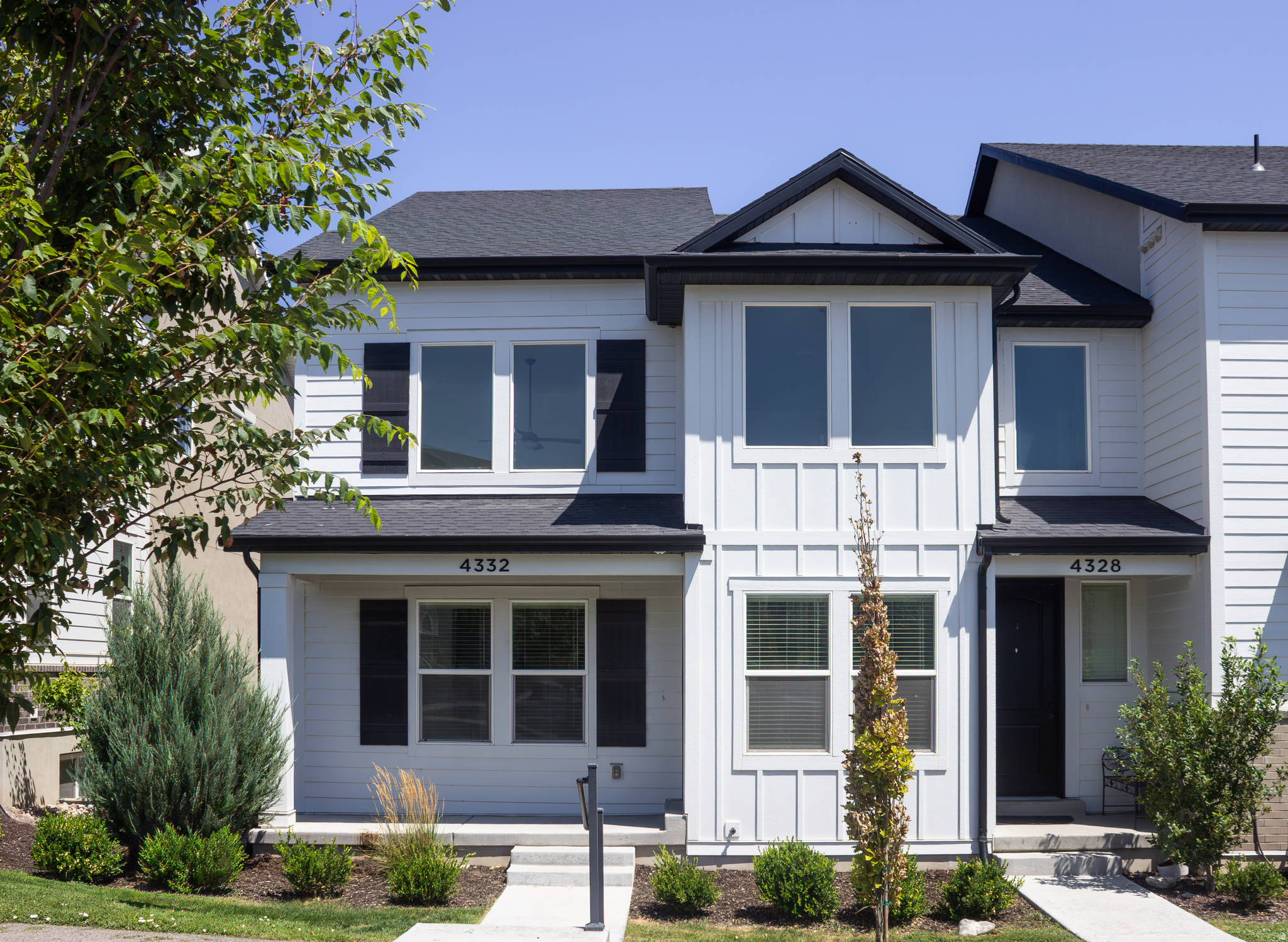4332 W WATCHMEN WAY, Herriman, UT 84096 — photo 1