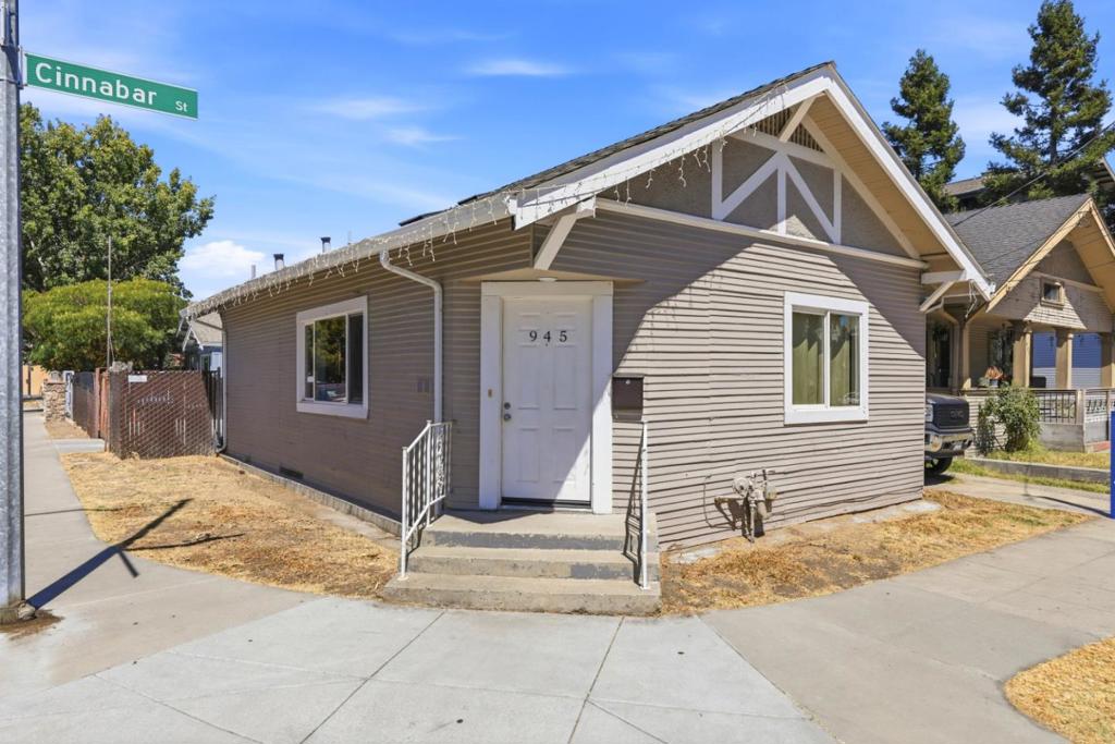 945 Cinnabar Street, San Jose, CA 95126 — photo 1