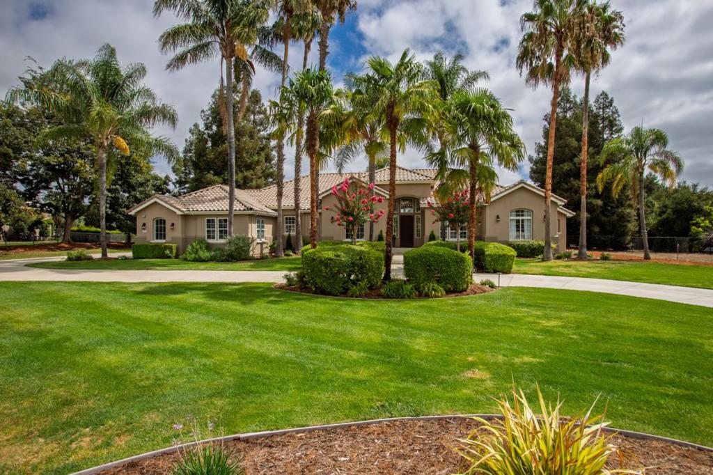 10746 Green Valley Drive, Gilroy, CA 95020 — photo 1