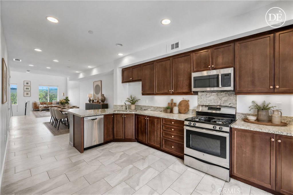 83 Waldorf, Irvine, CA 92612 — photo 1