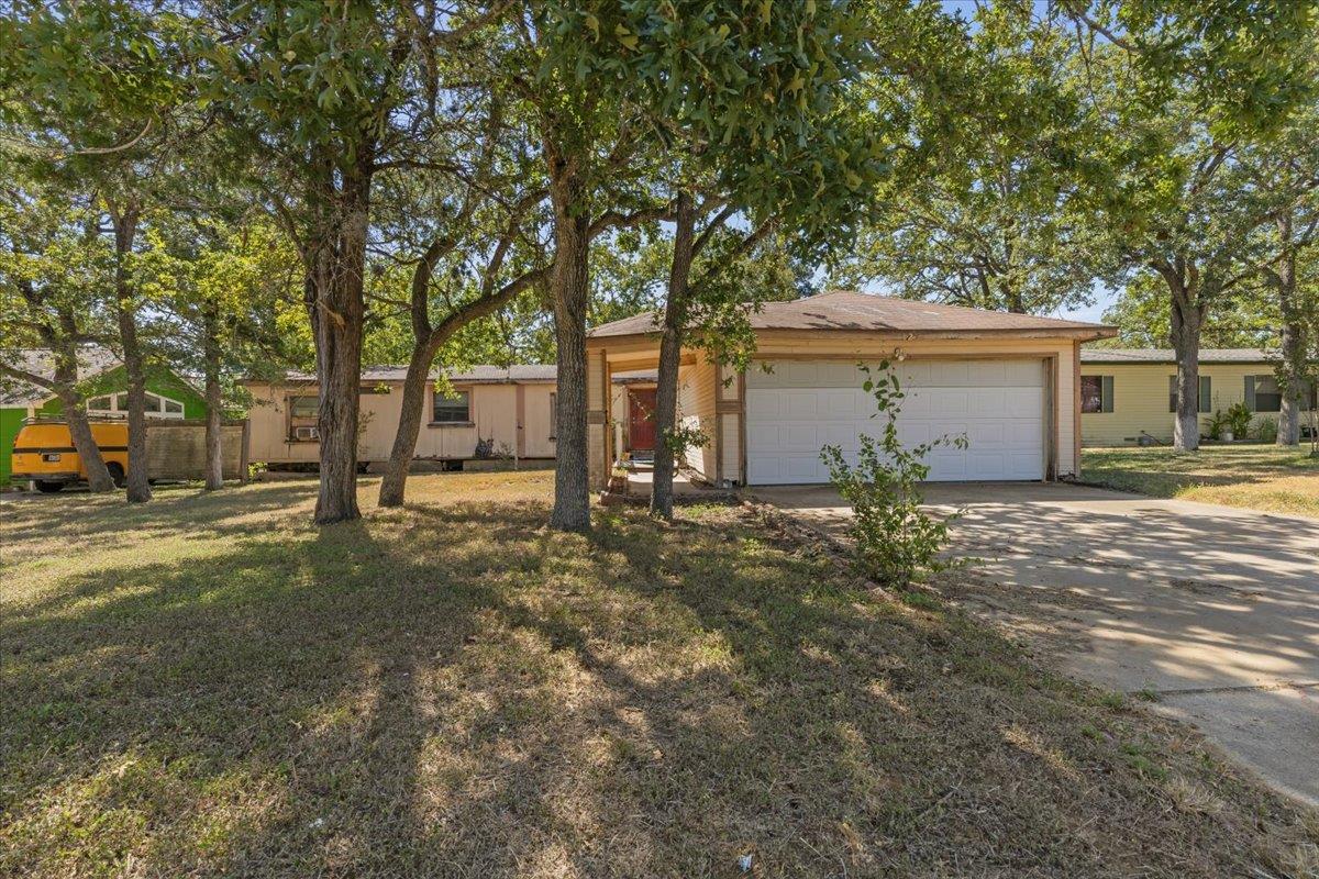 125 Live Oak, Cedar Creek, TX 78612 — photo 1