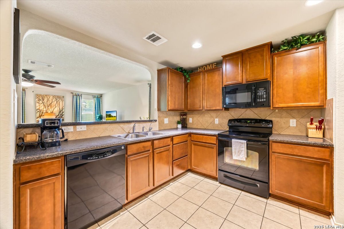 11346 CAMP CREEK TRL, , 78245 — photo 1