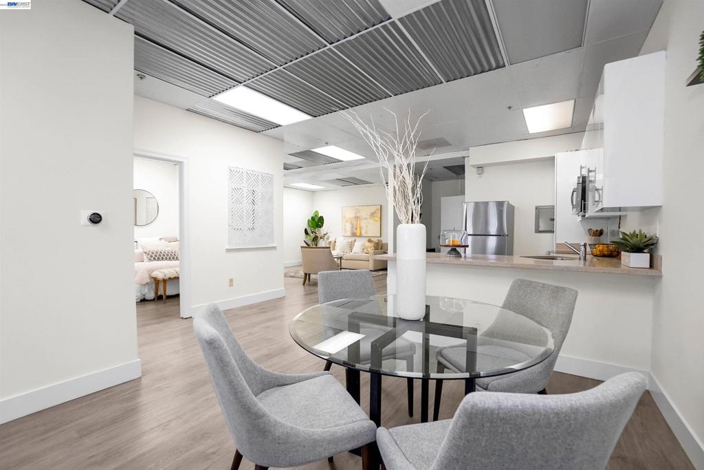 850 W Grand Ave B, Oakland, CA 94607 — photo 1