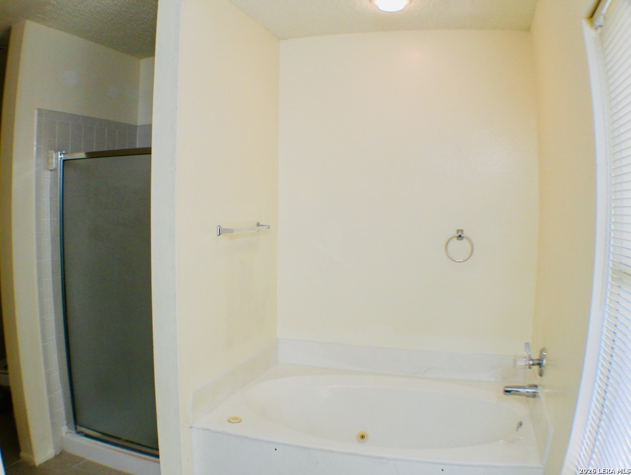 7135 Shadow, ,  78250 — photo 1