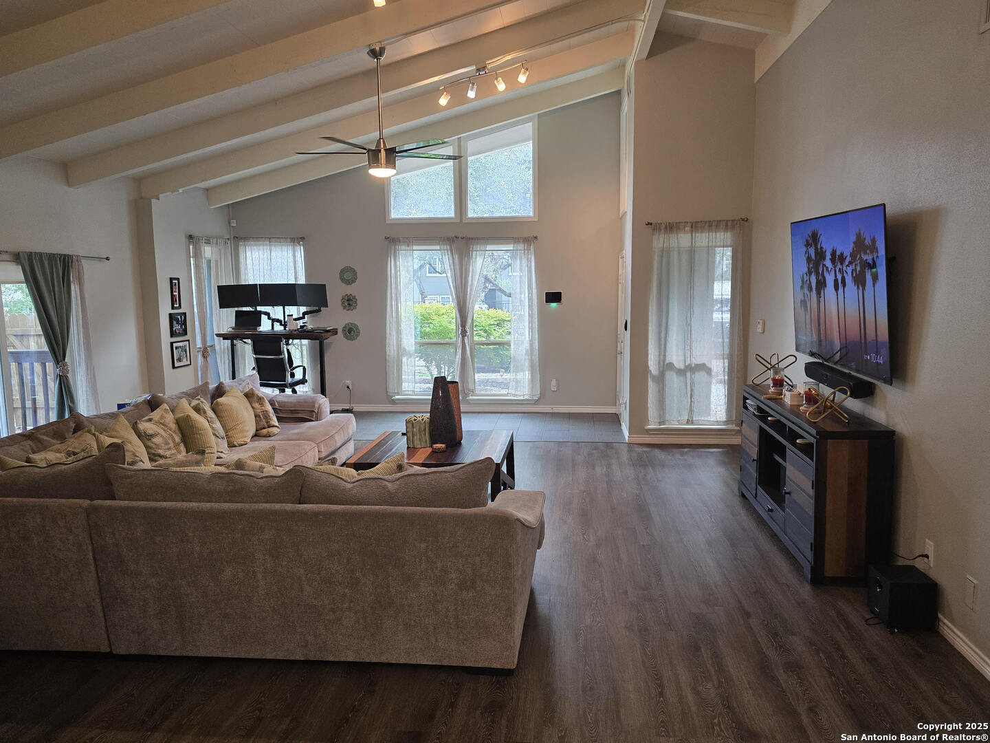 8715 Post Oak, , 78217 — photo 1