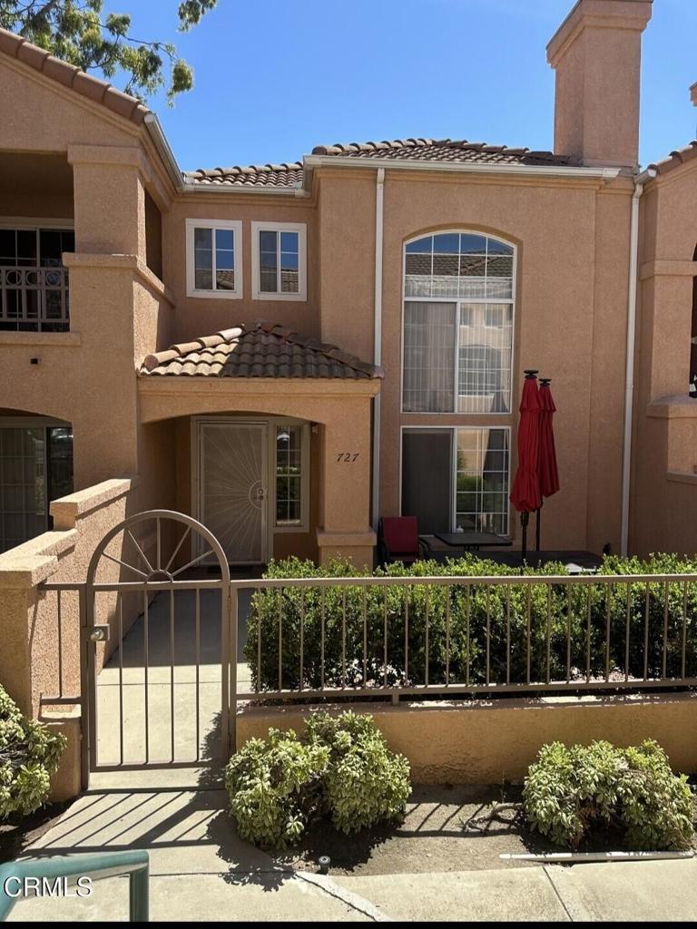 727 Kingfisher Way, Oxnard, CA 93030 — photo 1