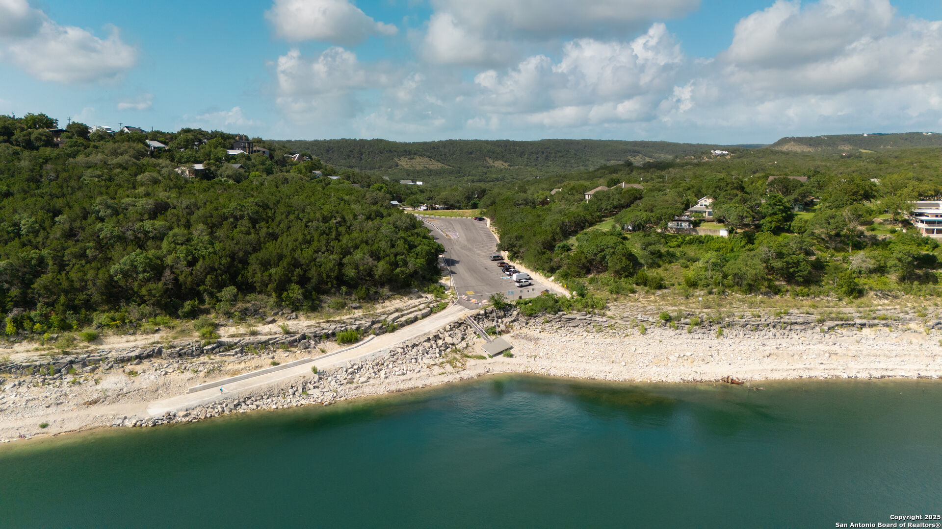 574 Skyline Drive