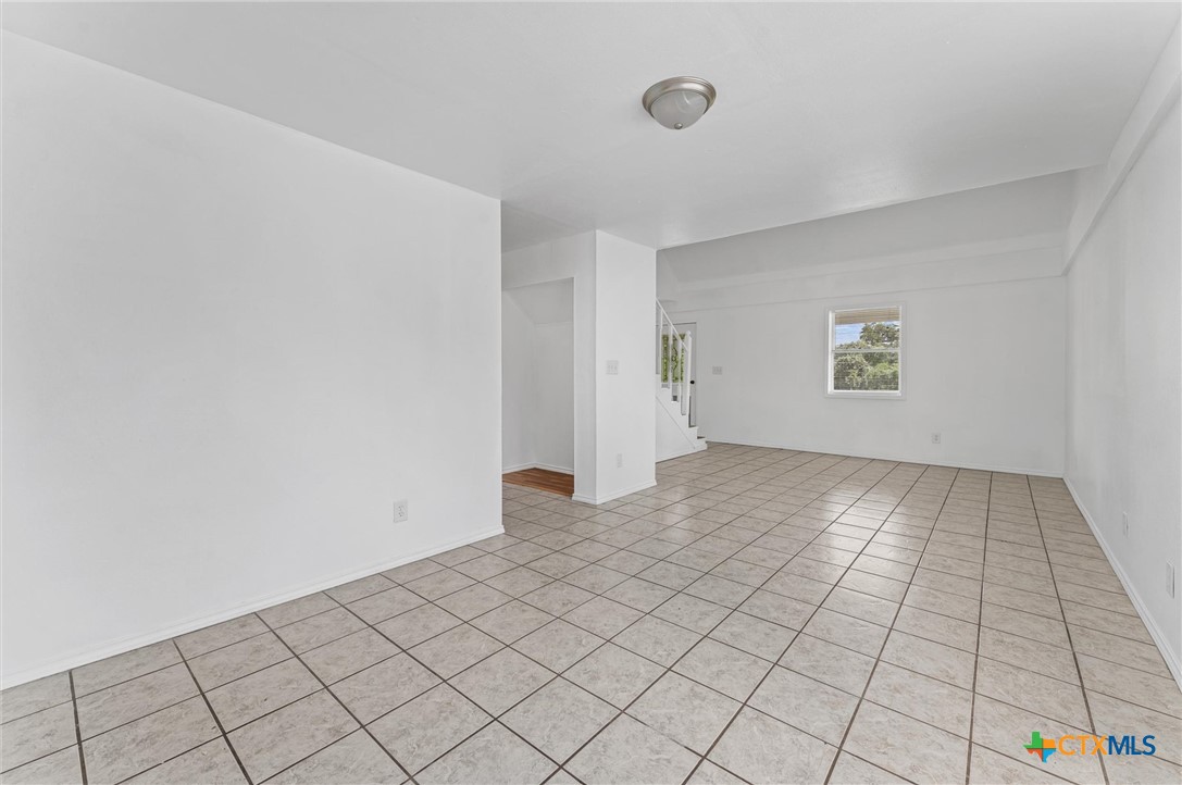 1214 Oak