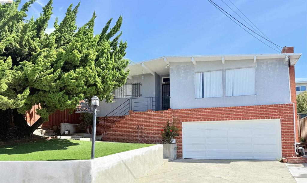 17494 Ehle St, Castro Valley, CA 94546 — photo 1