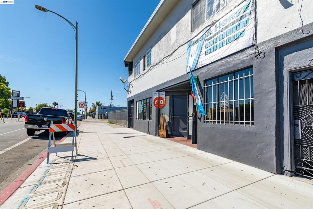 7108 International Blvd., Oakland, CA 94621-3200 — photo 1