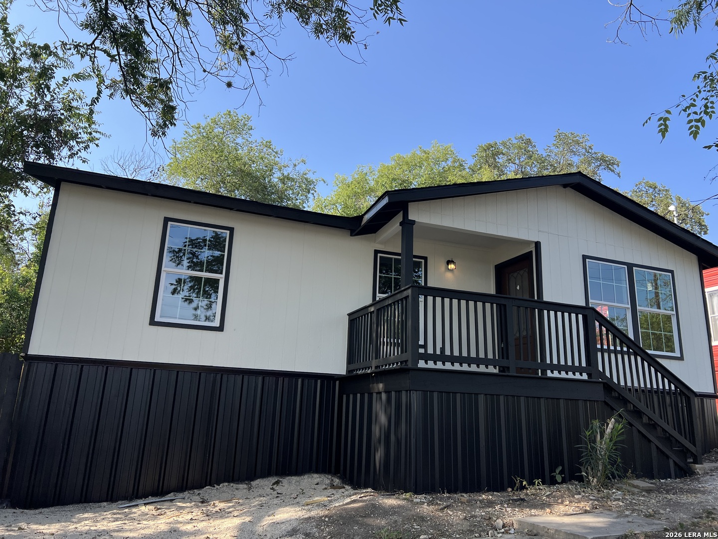 1528 KAYTON AVE, San Antonio, TX 78210 — photo 1