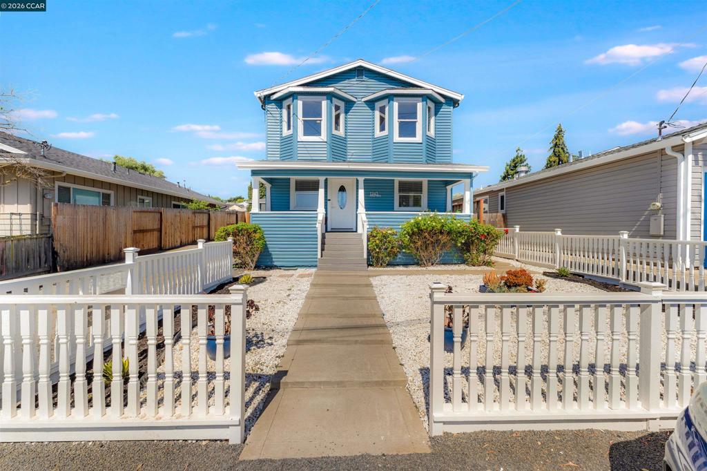 1243 Plaza Dr, Martinez, CA 94553 — photo 1