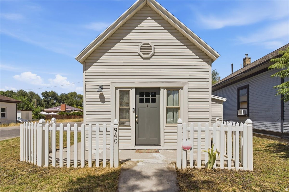940 E 22ND ST, Ogden, UT 84401 — photo 1