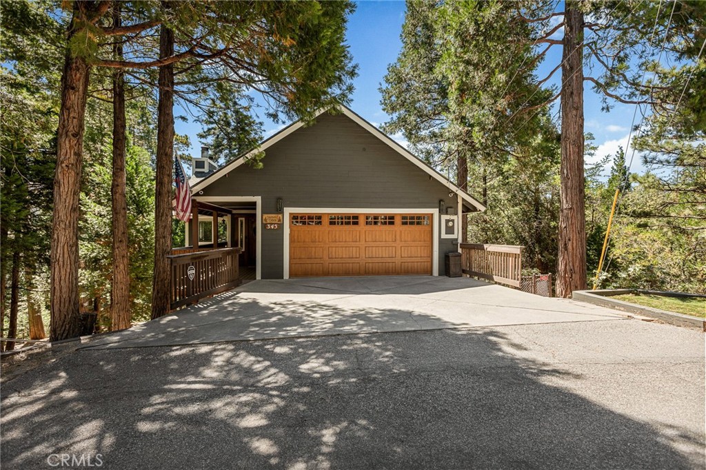 345 Summit Road, Lake Arrowhead, CA 92352 — photo 1
