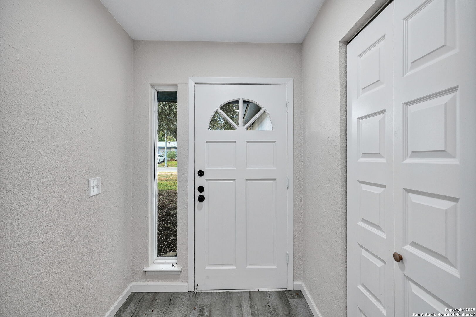 5915 Lake Champlain, , 78233 — photo 1