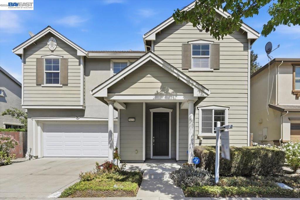 9424 Dunbar Dr, Oakland, CA 94603 — photo 1