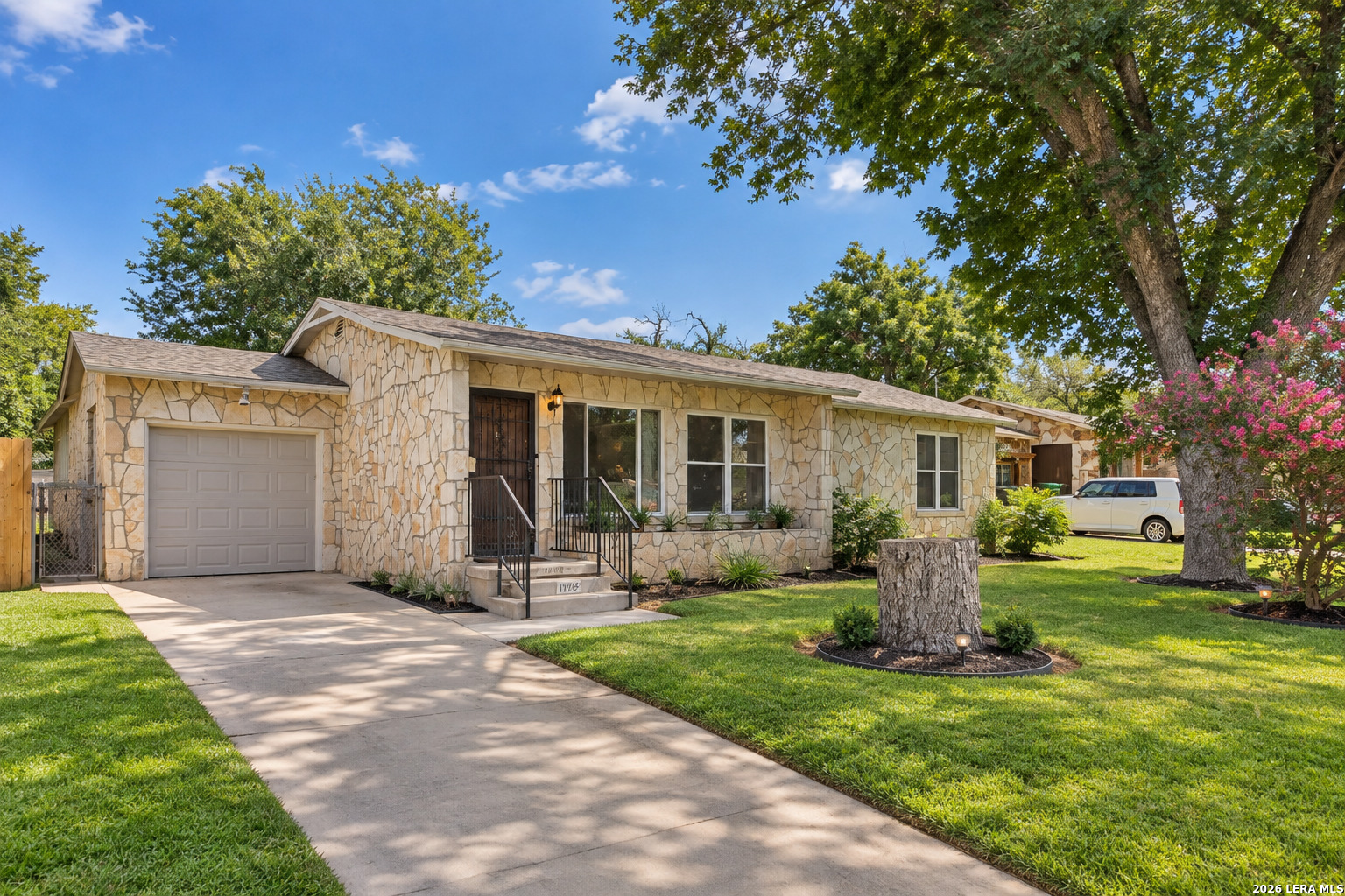 1135 Vanderbilt, San Antonio, TX 78210 — photo 1
