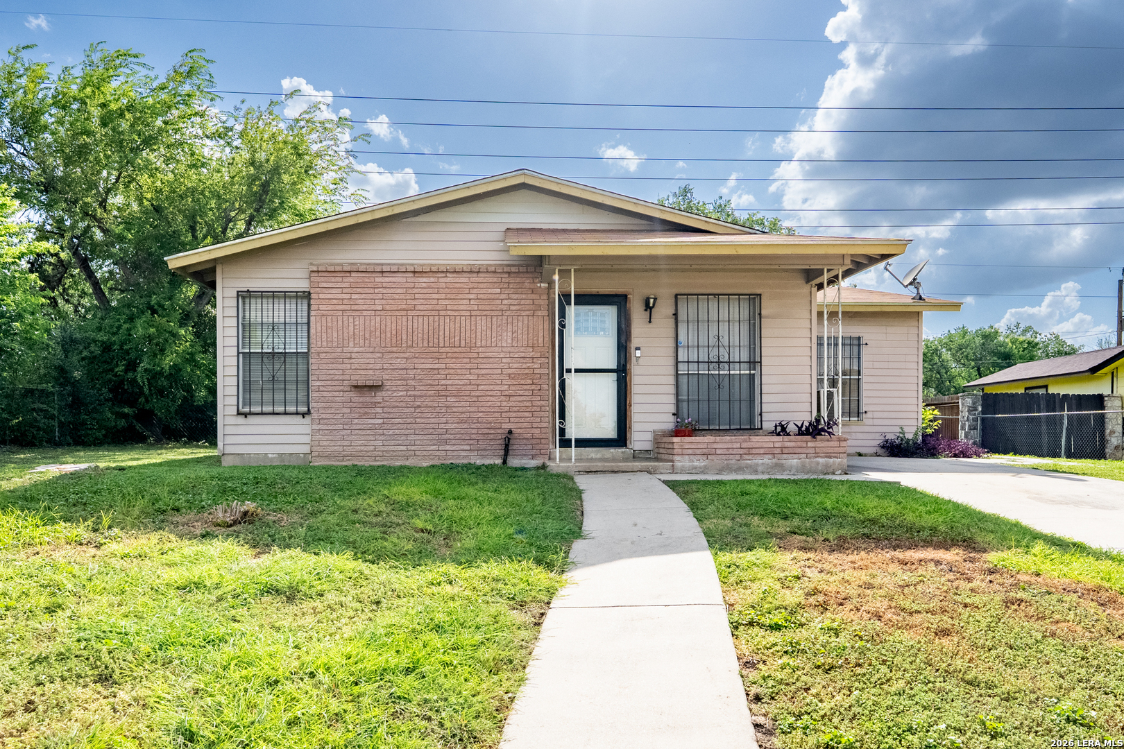 2519 Spur Dr, San Antonio, TX 78227 — photo 1