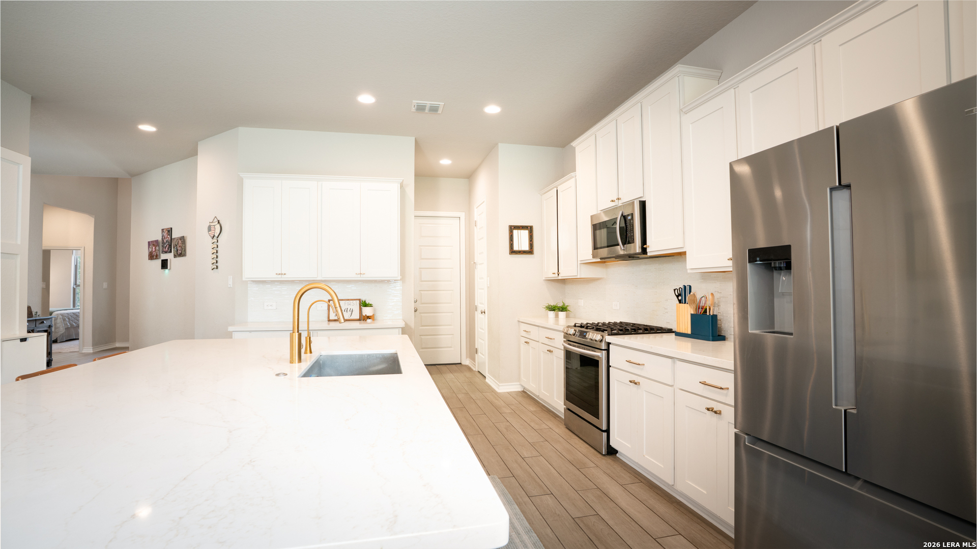 8946 WHIMSEY RDG, ,  78015 — photo 1