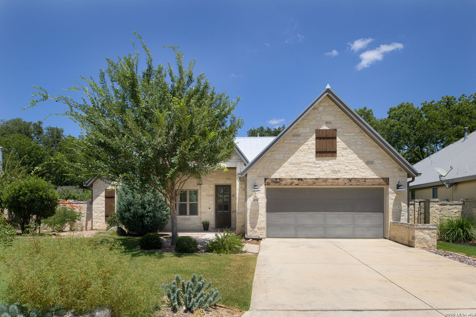 410 KNOLL SPGS, Boerne, TX 78006 — photo 1