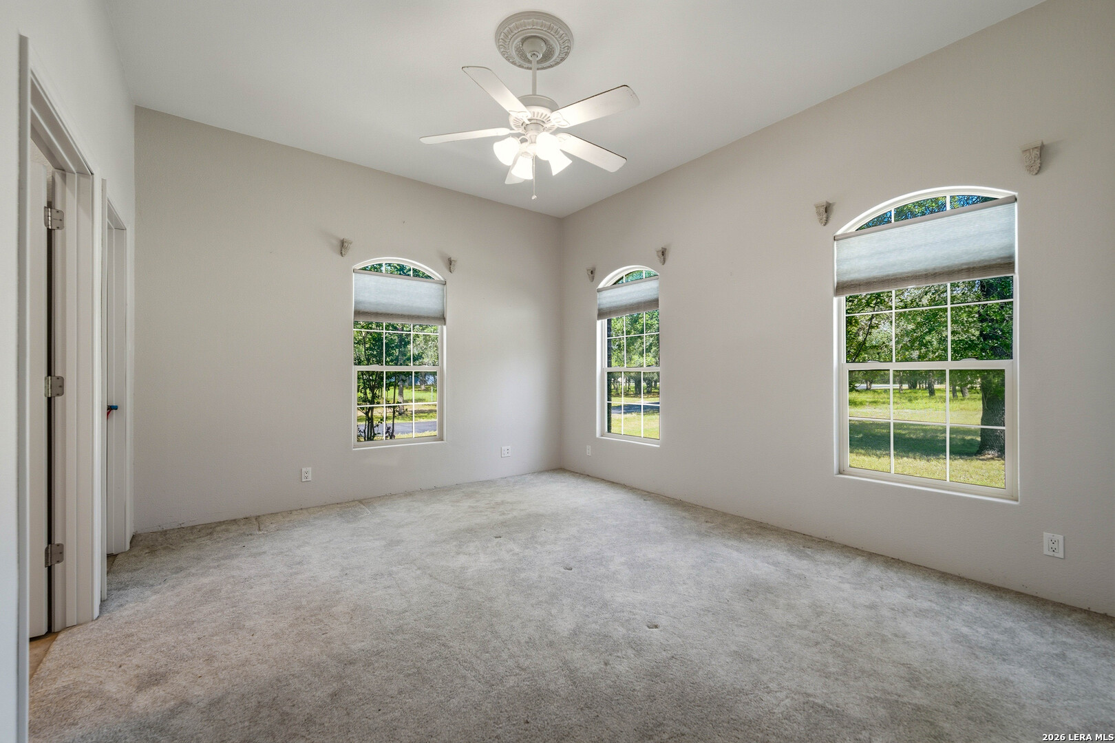 282 SHANNON RDG, , 78114 — photo 1