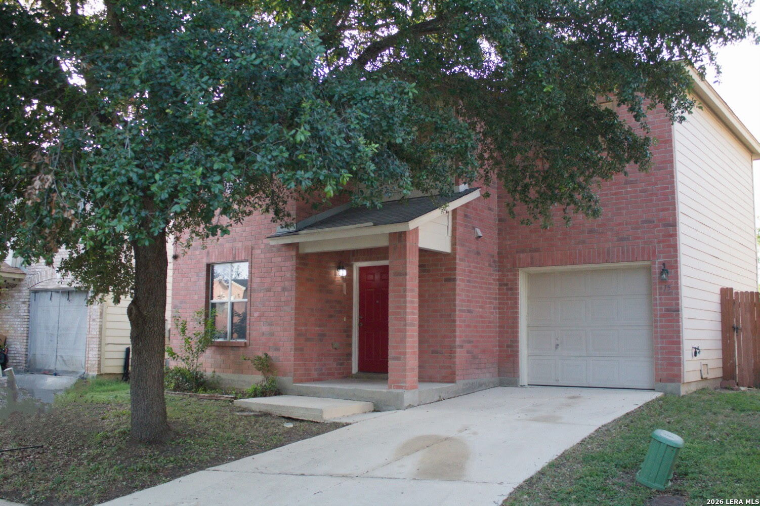 15 Bedford Bay, San Antonio, TX 78239 — photo 1