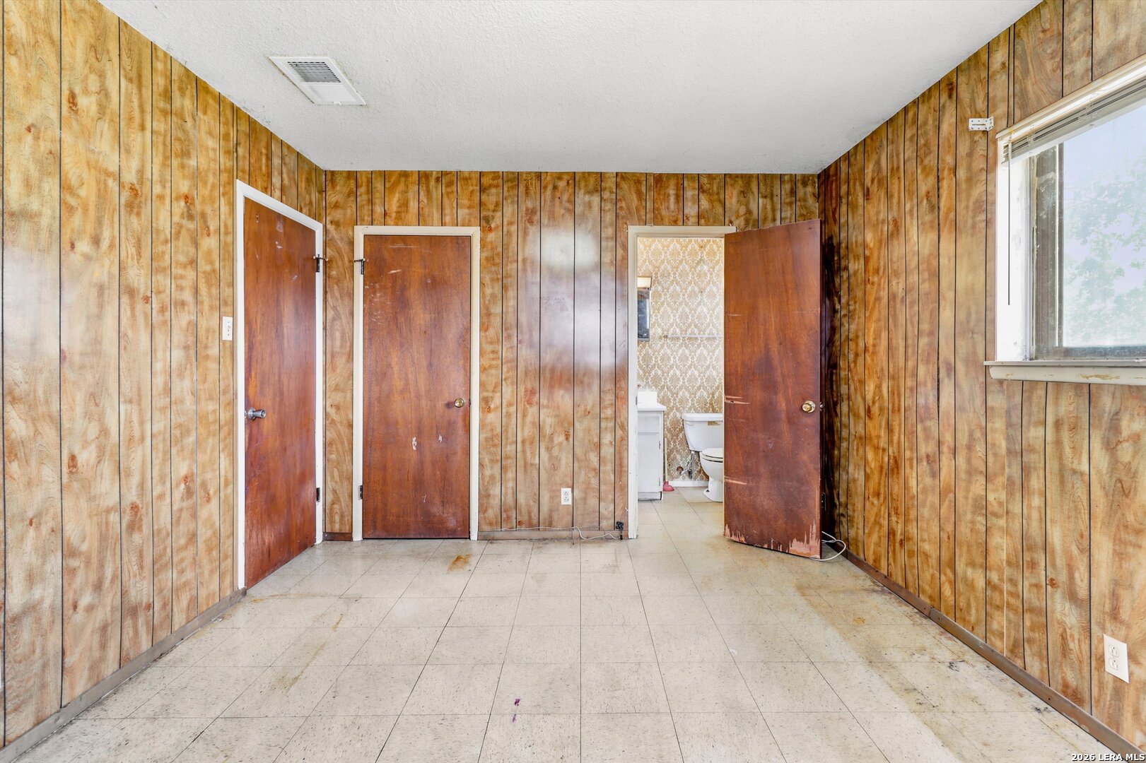 4030 Judivan, , 78218 — photo 1
