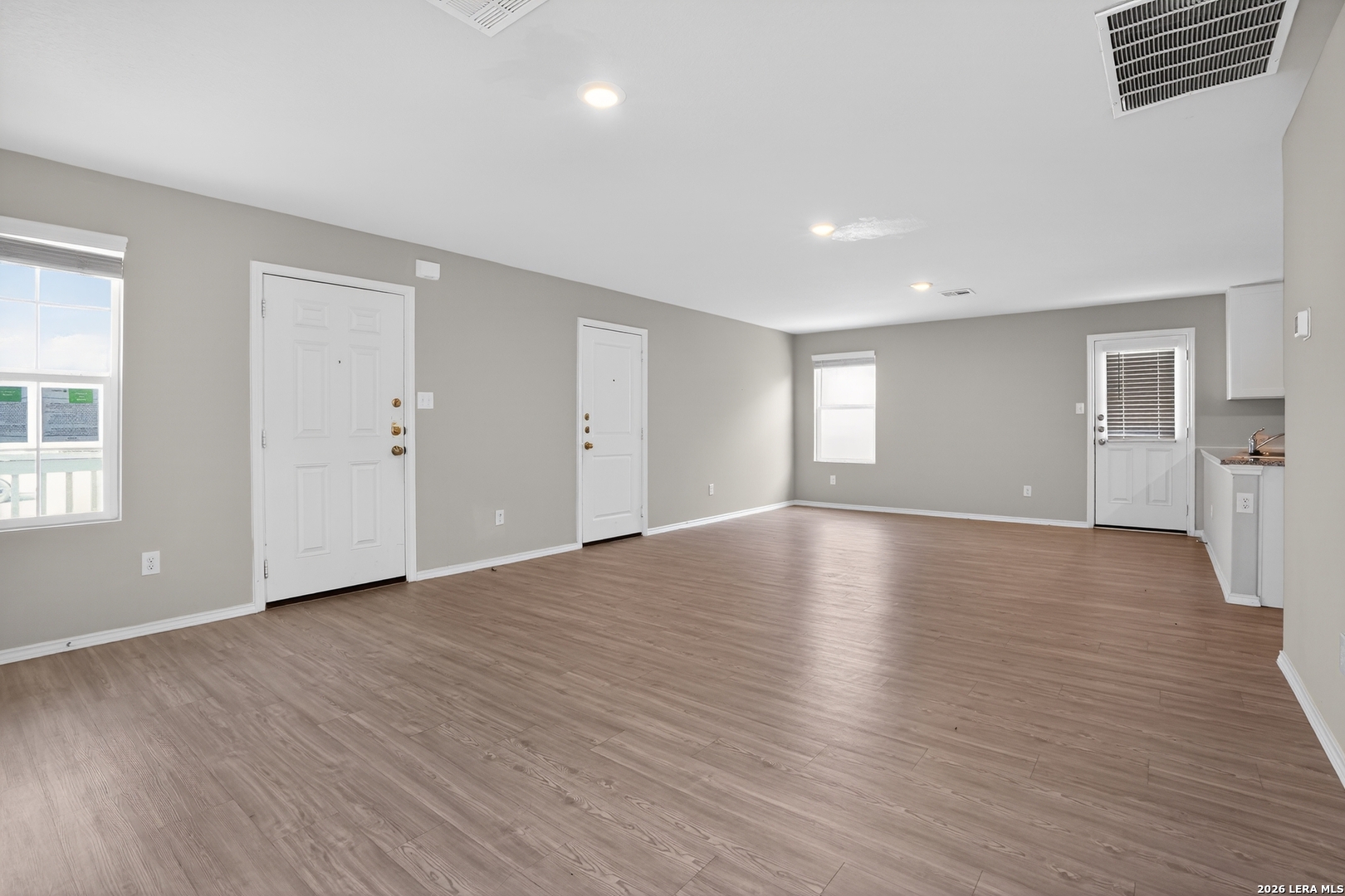 7238 LINCOLN TRCE, ,  78222 — photo 1