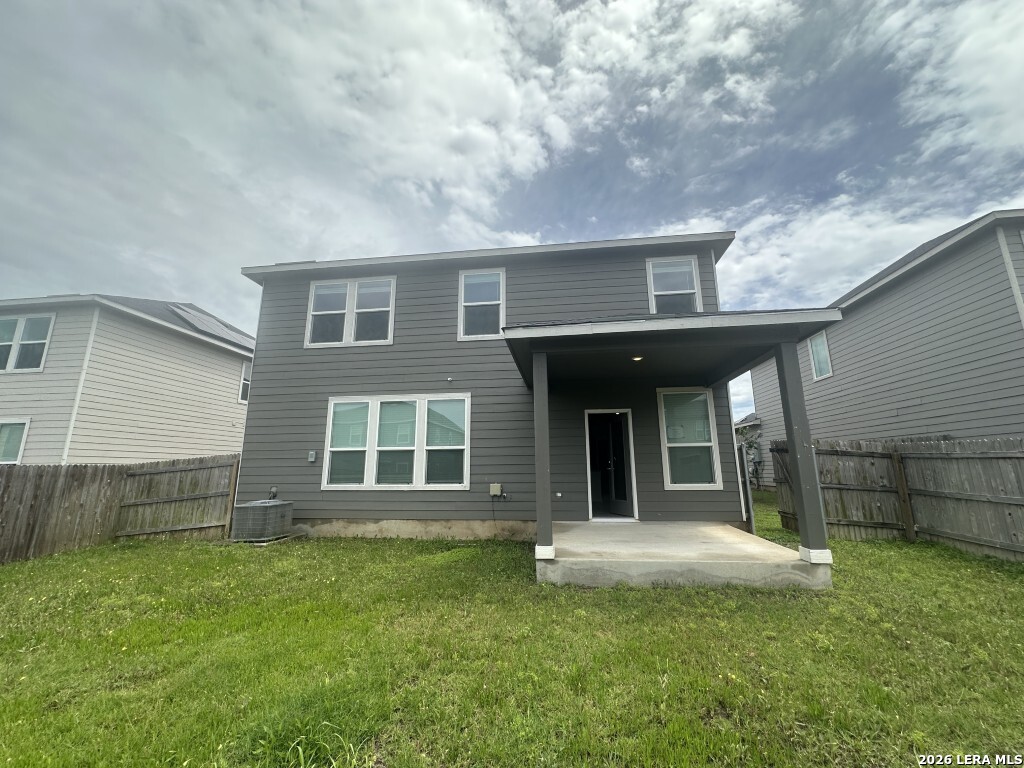 440 Sunrise Park, ,  78155 — photo 1
