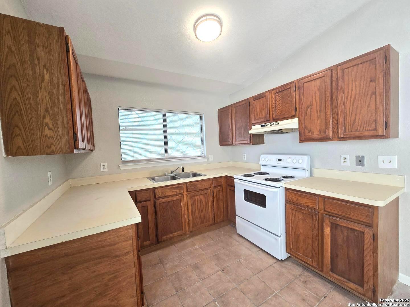 10243 Raven Field, , 78245 — photo 1