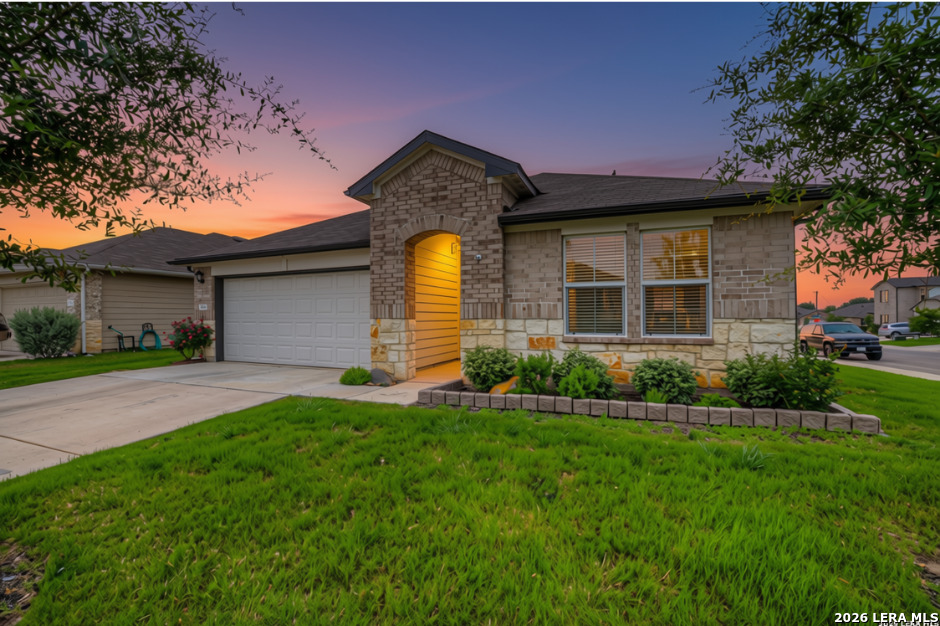 800 Bahia, Seguin, TX 78155 — photo 1