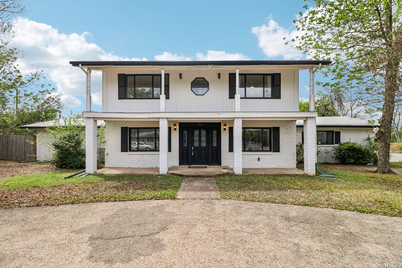 302 WEATHERCOCK LN, ,  78239 — photo 1