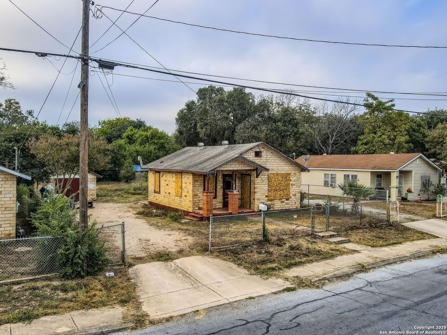 416 Hazel, San Antonio, TX 78207 — photo 1