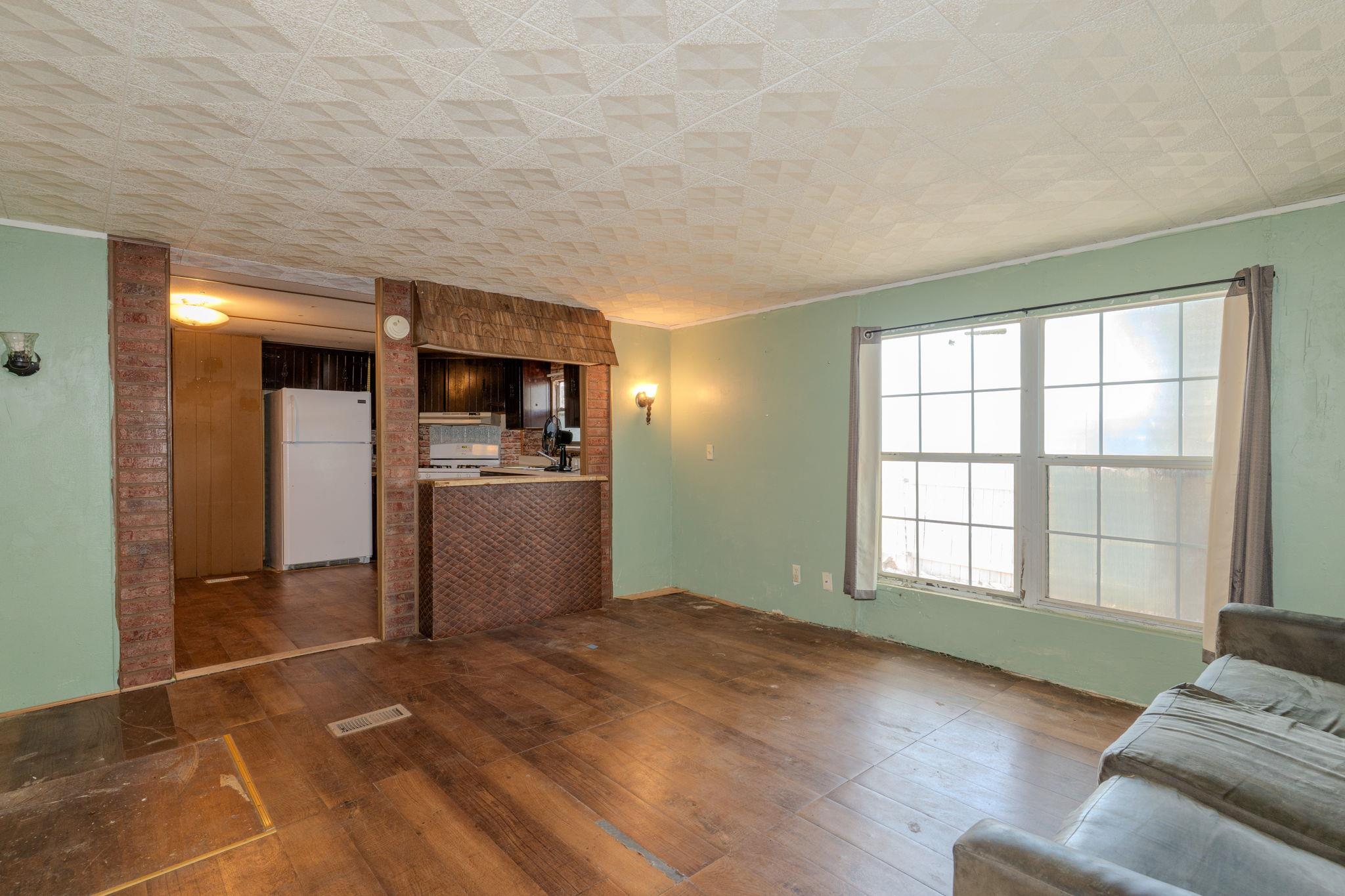 204 Regina, Buda, TX 78610 — photo 1