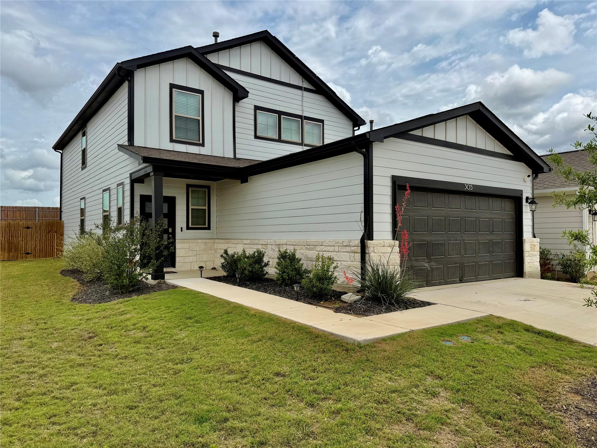 305 Tolo, Elgin, TX 78621 — photo 1