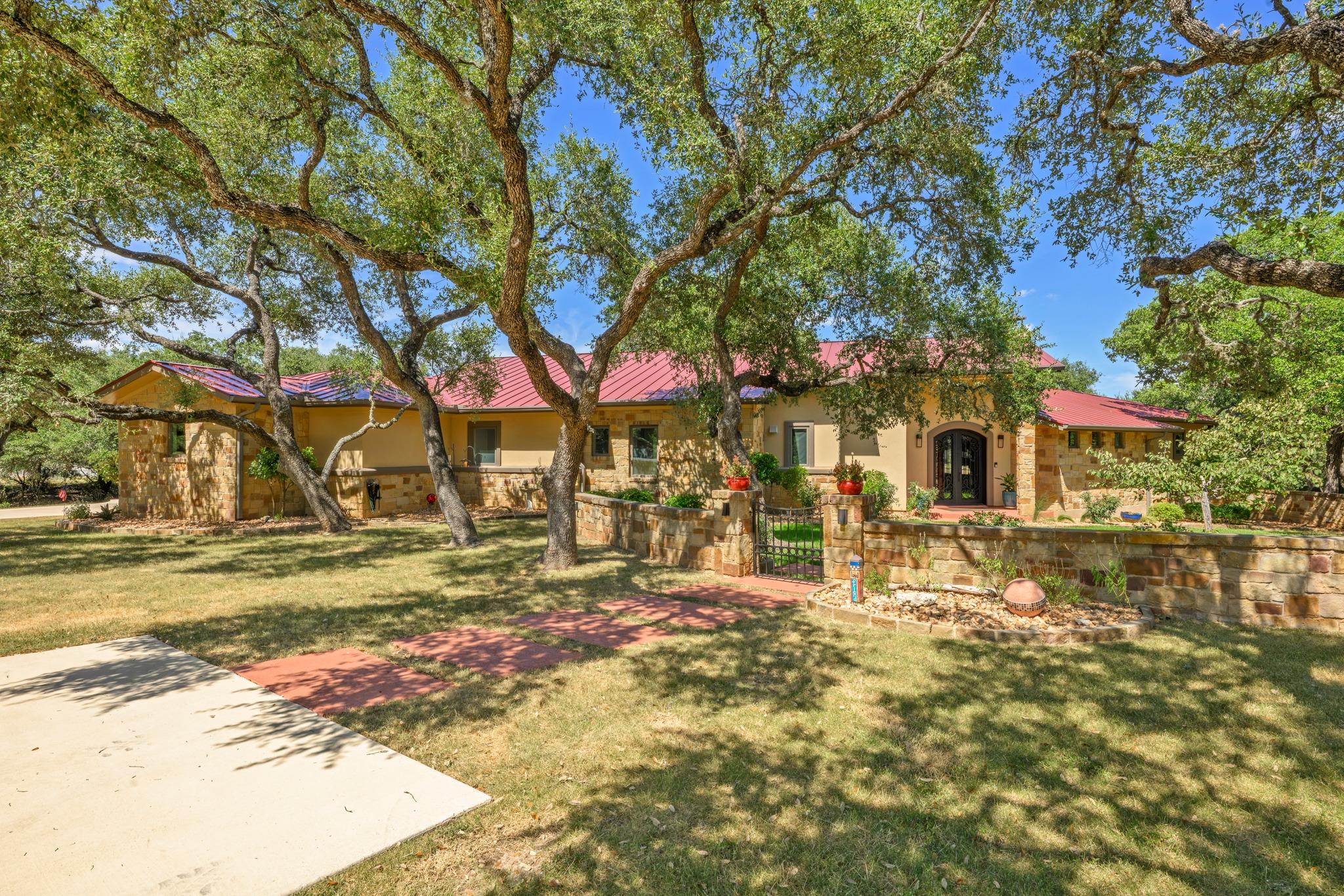 1273 Ranchers Club Ln, Driftwood, TX 78619 — photo 1