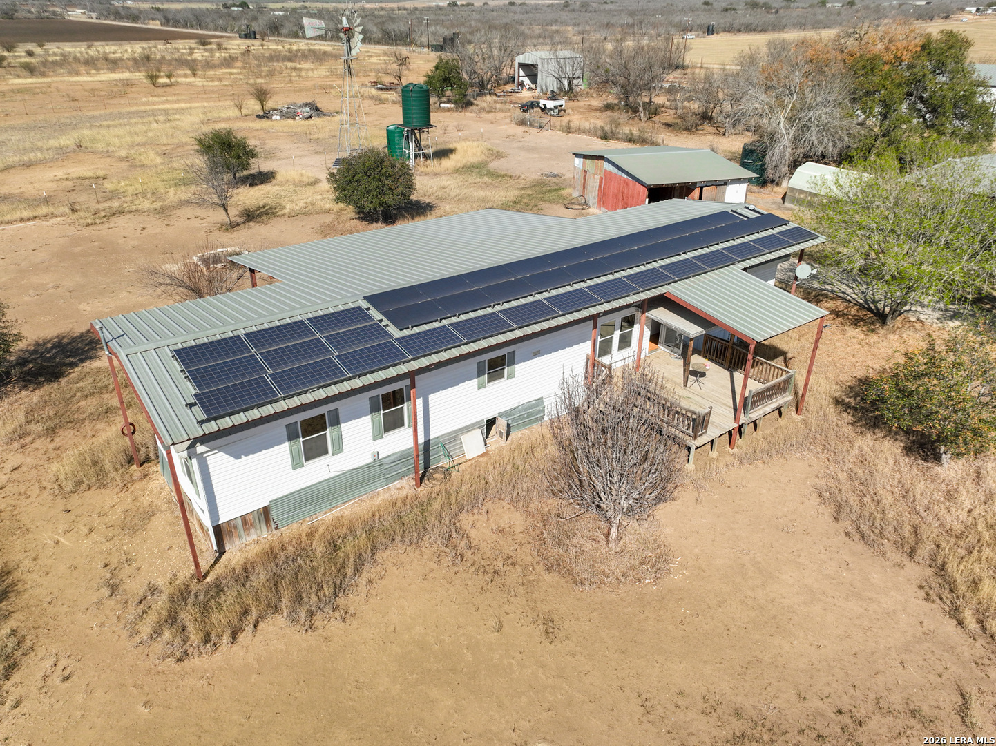4919 County Road 545, Devine, TX 78016 — photo 1