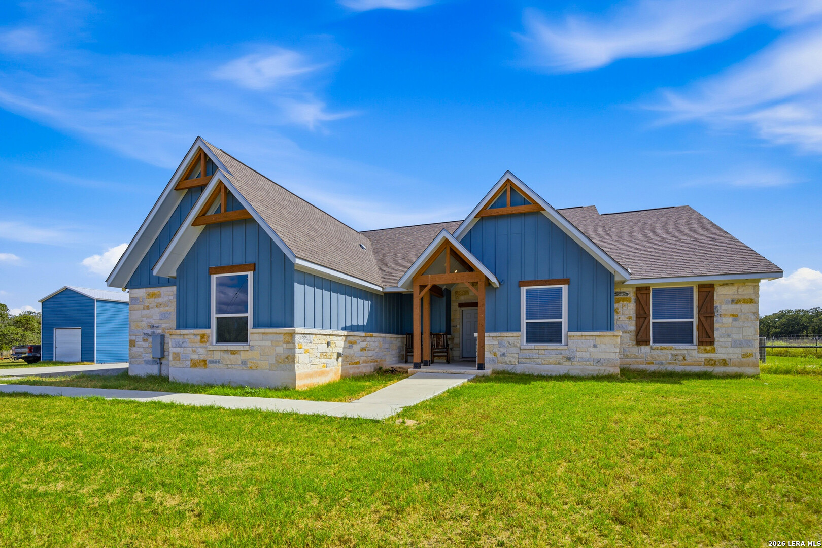 5476 County Road 427, Stockdale, TX 78160 — photo 1