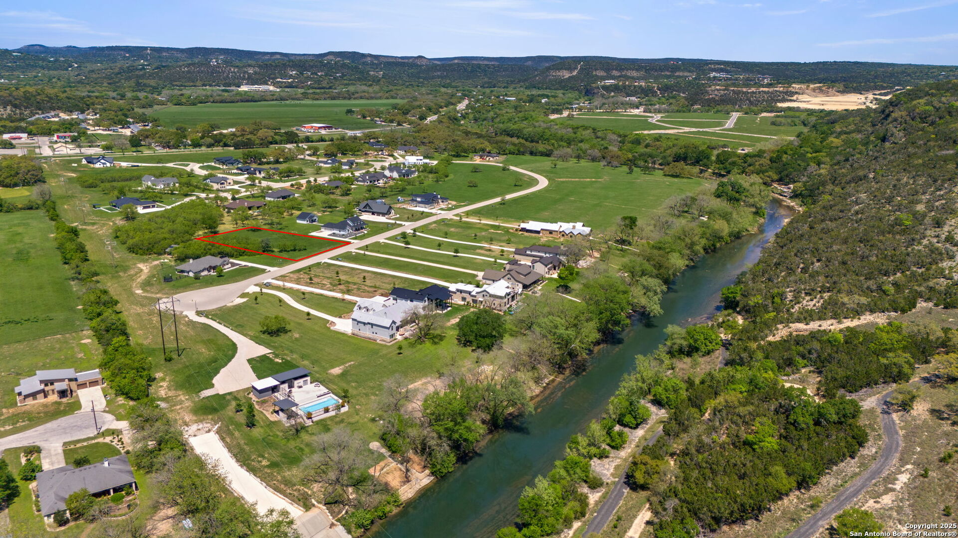 902 Bingham Lane, New Braunfels, TX 78132 — photo 1