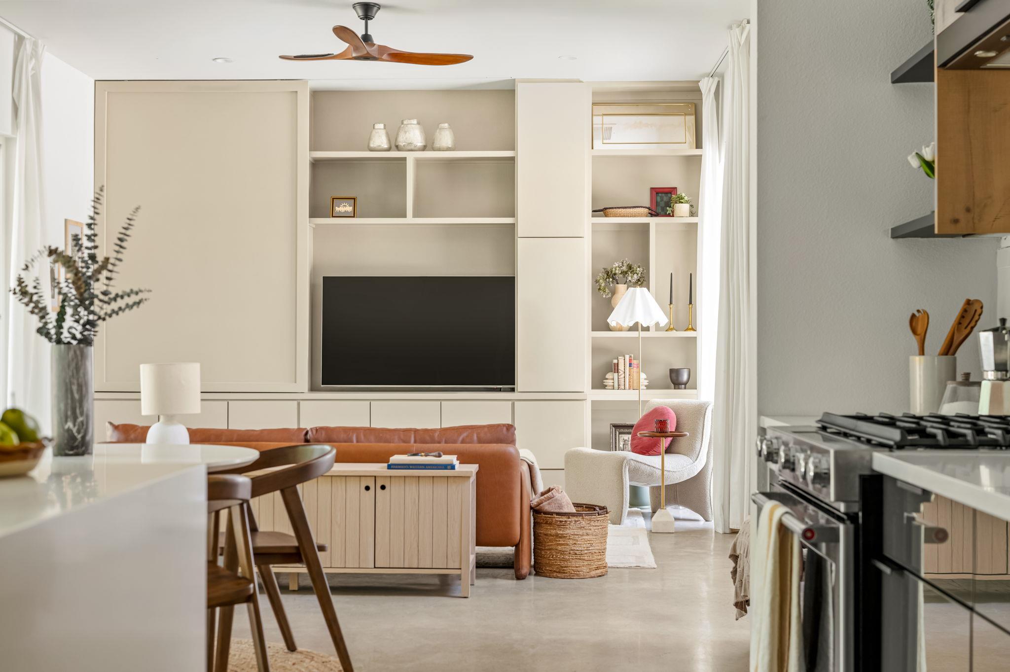 608 Brentwood, Austin, TX 78752 — photo 1