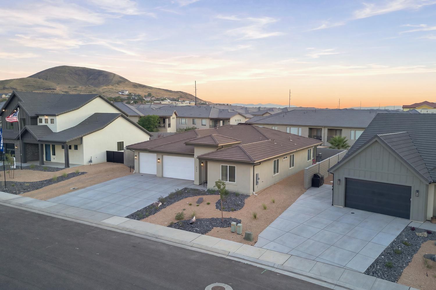357 N Firerock Way, Hurricane, UT 84737 — photo 1
