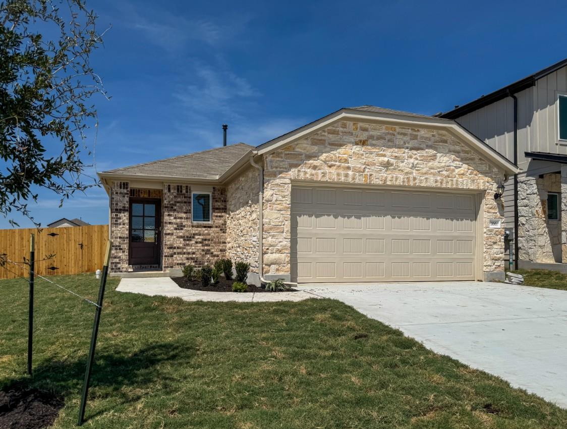166 Jake Pine, Buda, TX 78610 — photo 1