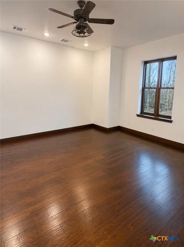 5723 Copper, New Braunfels, TX 78132 — photo 1