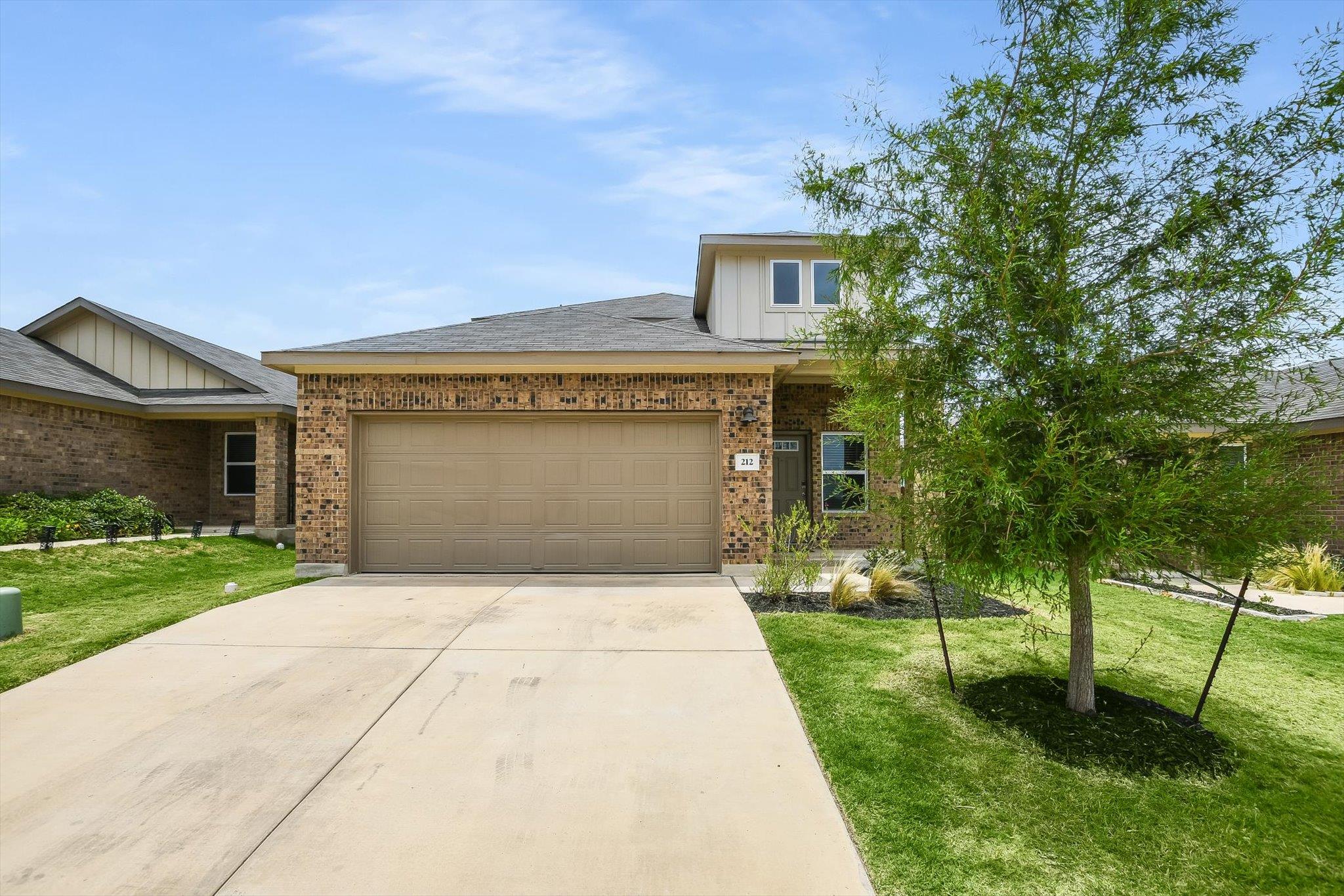 212  Prairie Song Ln, Liberty Hill, TX 78642 — photo 1