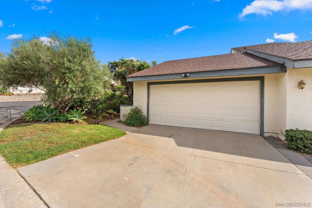 154 Cerco Rosado, San Marcos, CA 92069 — photo 1