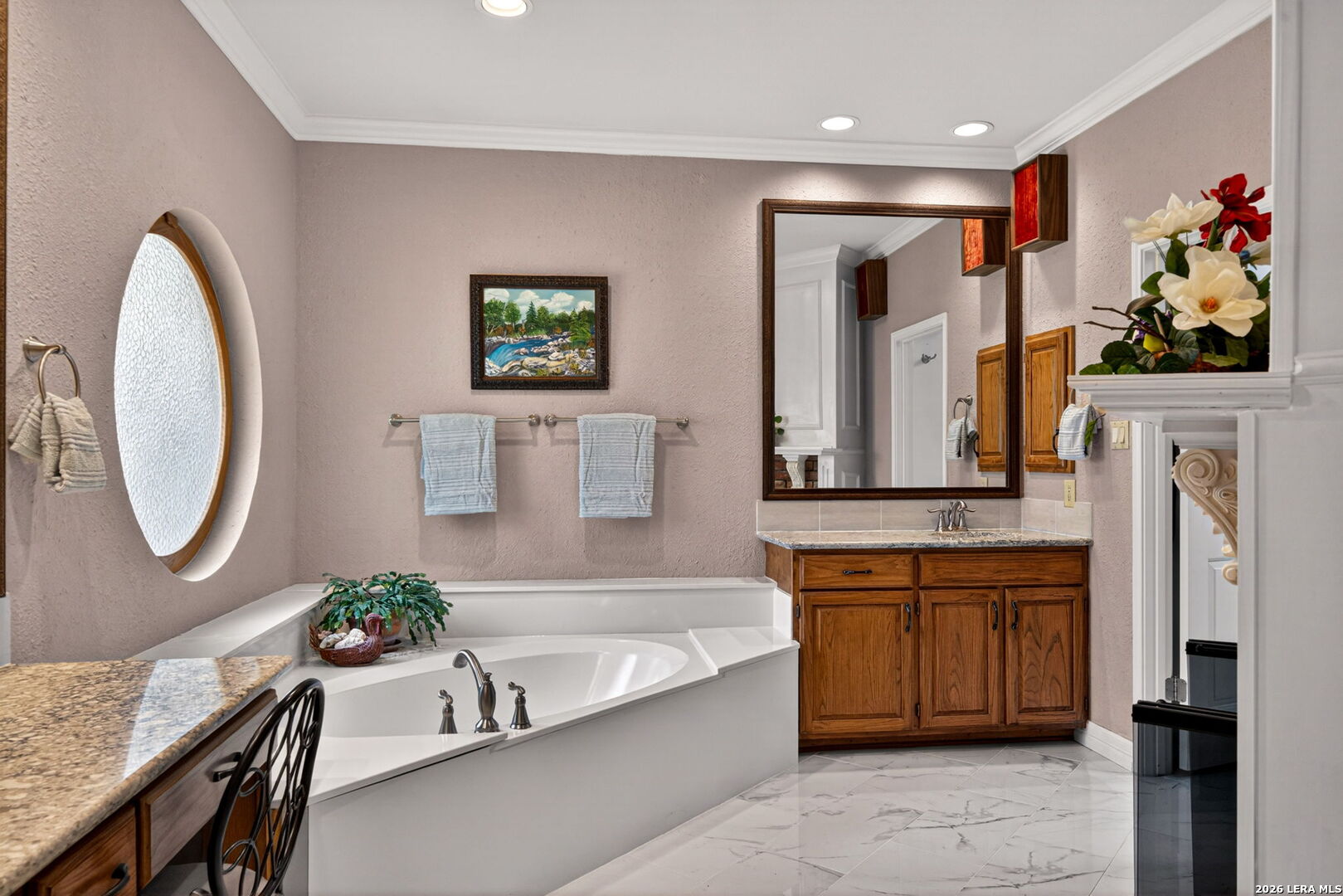 8639 RAINTREE WOODS DR, ,  78015 — photo 1